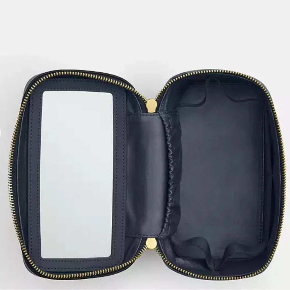 Coach Cosmetic Case In Signature Denim - Picture 2 of 3